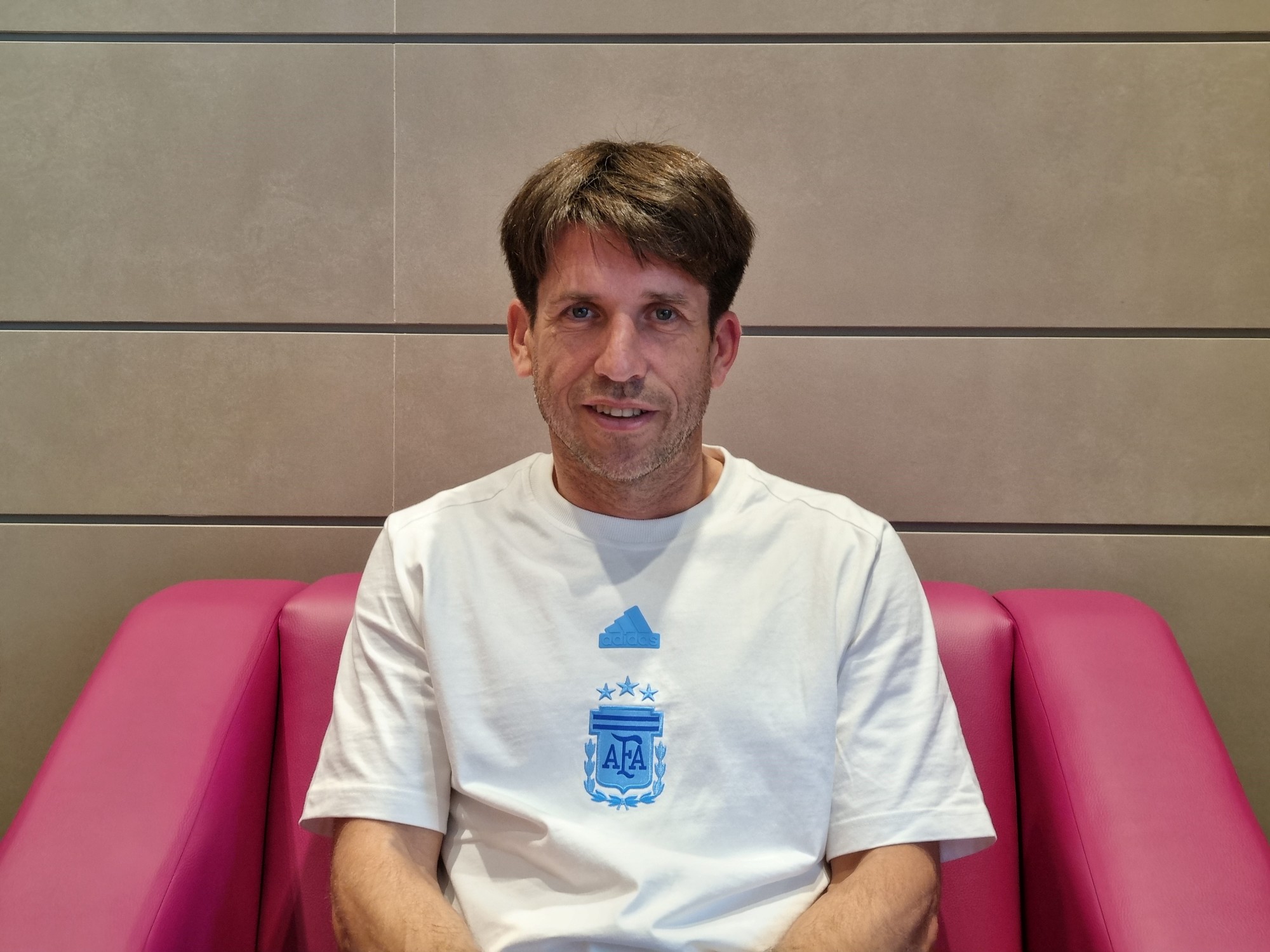 La devoción de Diego Placente: cuando el fútbol y la religión ricotera se cruzaron en un plan maestro