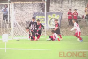 80 equipos y fútbol infantil: el Torneo Palmira Cáceres volvió a Paraná