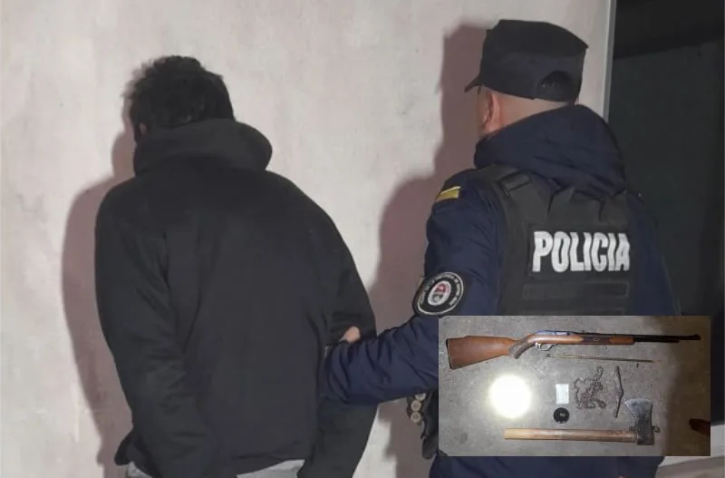 Allanaron una vivienda por el robo en un local de venta de leña y secuestraron un arma de fuego