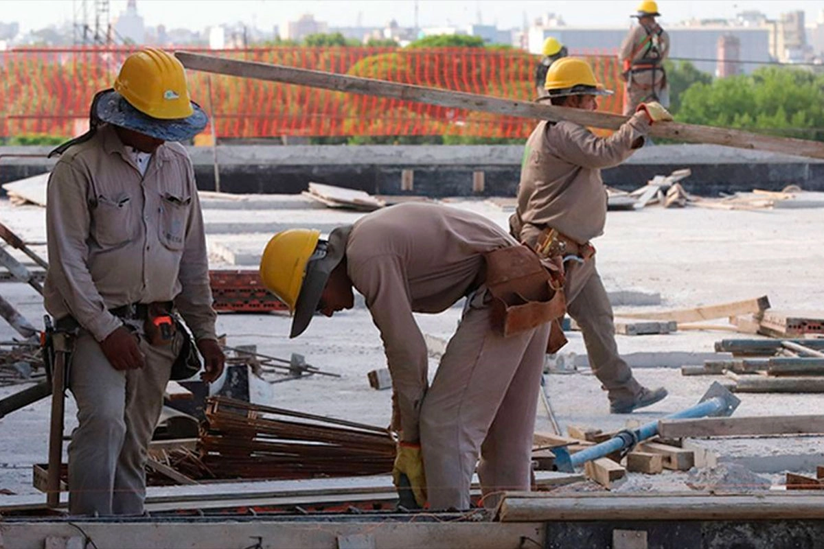 “No sabemos con quién hablar”: la construcción alertó por 130.000 empleos perdidos