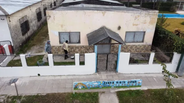 El municipio de Feliciano reacondiciona escuelas durante el receso invernal