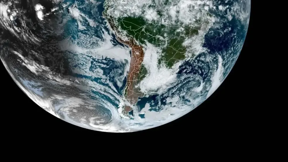 Advierten que un satélite clave que da datos del clima en Argentina dejó de funcionar