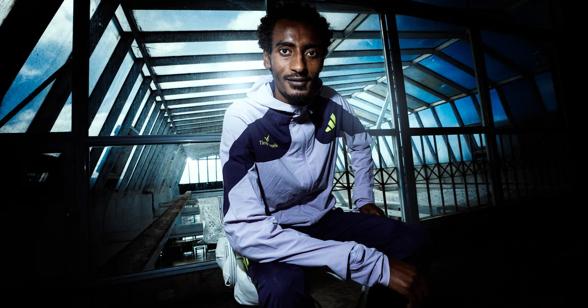 Yomif Kejelcha, el atleta que rompió la barrera de las dos horas, competirá en Buenos Aires