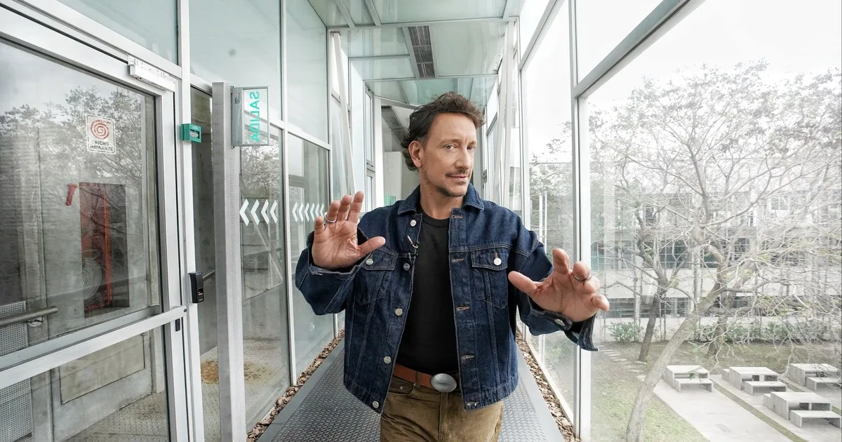 Nicolás Vázquez retoma la conducción televisiva con el estreno de Popstars