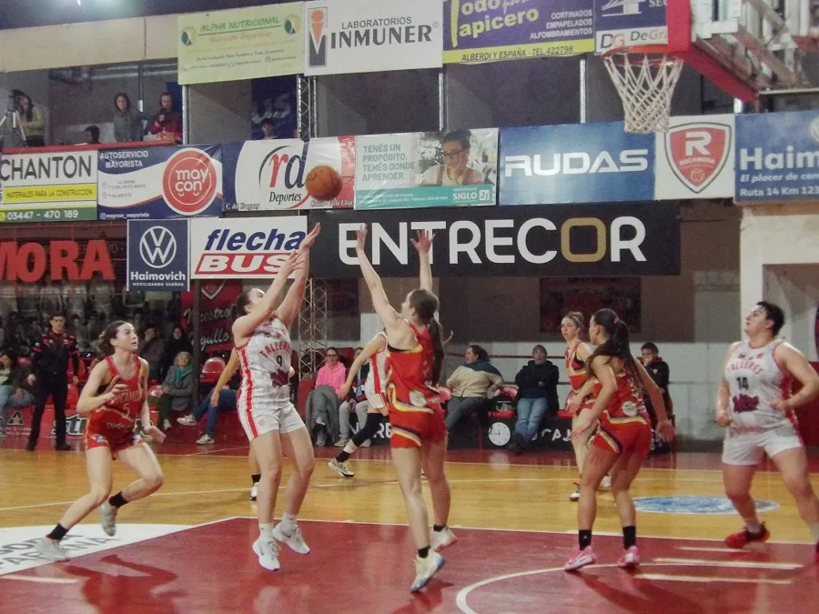 Rocamora extiende su invicto en la Liga Provincial Femenina