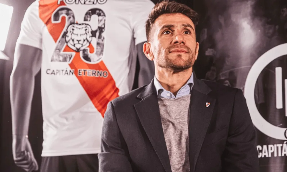 Leonardo Ponzio inició su ciclo como entrenador interino de River