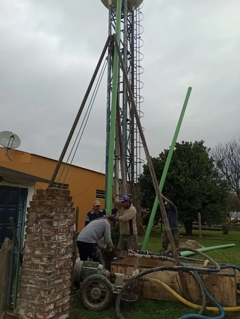 Puerto Algarrobo finalizó la obra de un nuevo pozo de agua potable