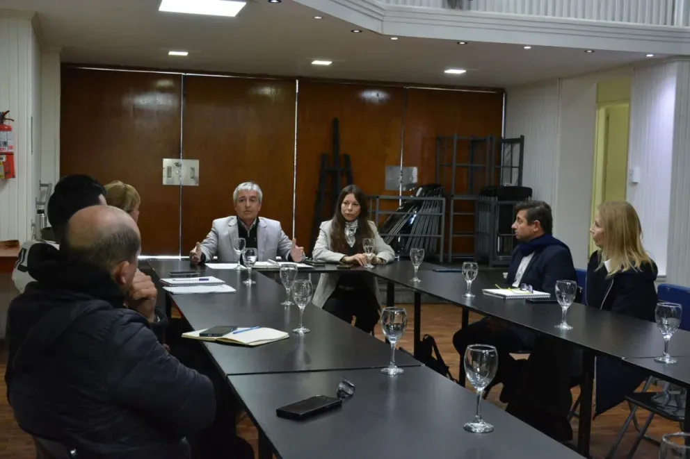La Mesa de Diálogo Social sumó la educación y la formación a su agenda de trabajo