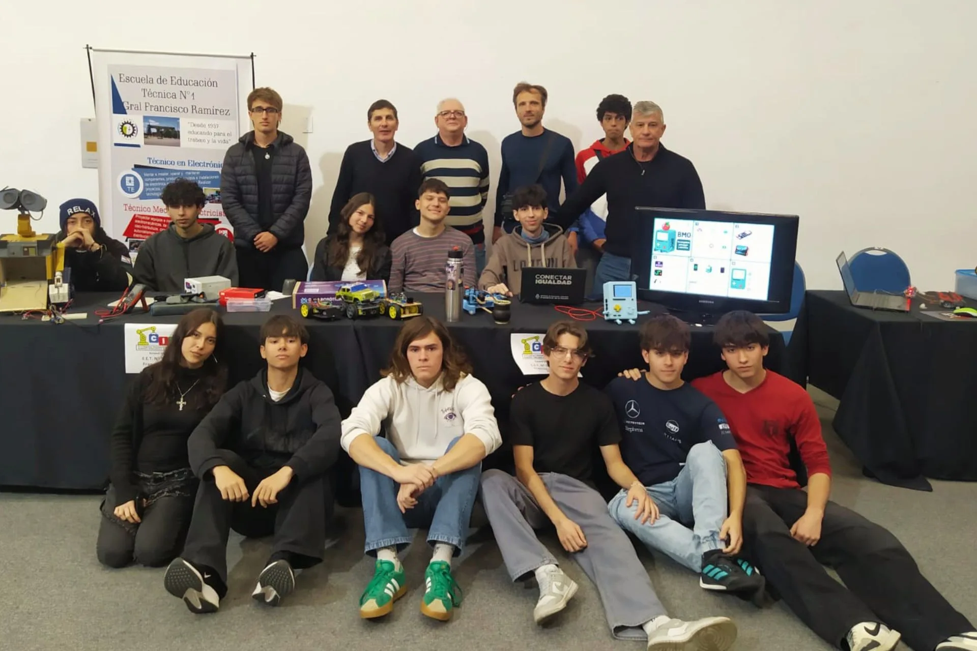 Estudiantes de Paraná desarrollan tecnología de vanguardia para competencias nacionales