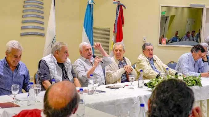 Dirigentes peronistas rechazan la posible eliminación de las PASO