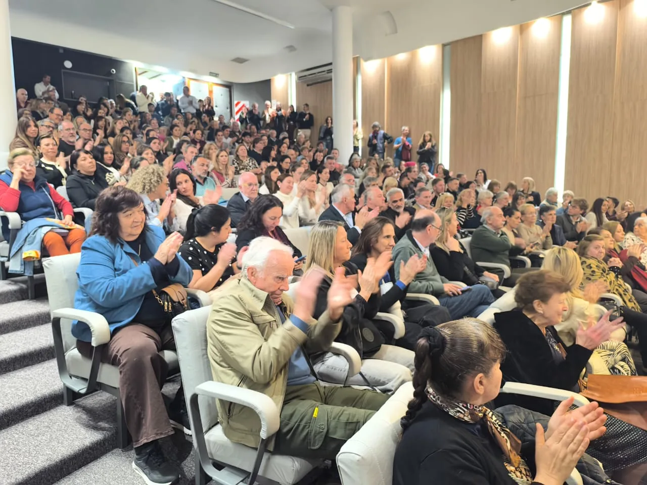 Presentaron el libro “Quirófano” del médico Ramiro Ferlatti en Paraná