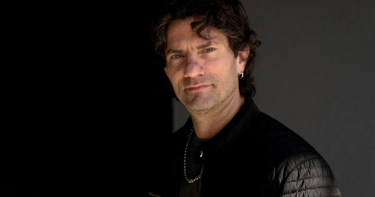 Fabio Di Tomaso reflexiona sobre su trayectoria y su presente actoral