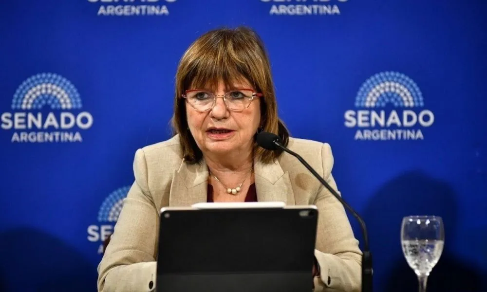 Tensión en LLA: Bullrich desmintió a Santilli por el Presupuesto y los recortes en discapacidad
