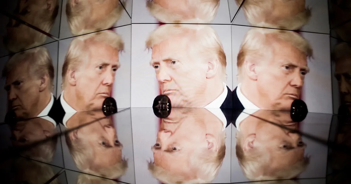 Críticas a Trump por minimizar riesgos de la IA y burlarse de Biden