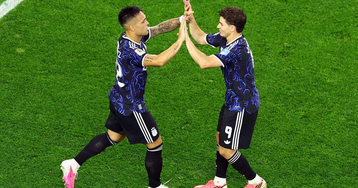 Julián Álvarez y Lautaro Martínez lideran la nueva era de la Selección Argentina ante Bolivia