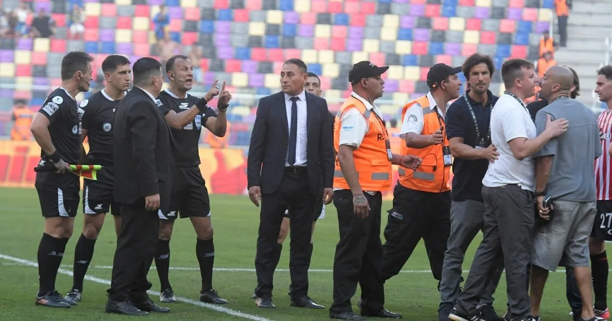 El informe del árbitro Herrera contra Verón y directivos de Estudiantes por la final de la Supercopa