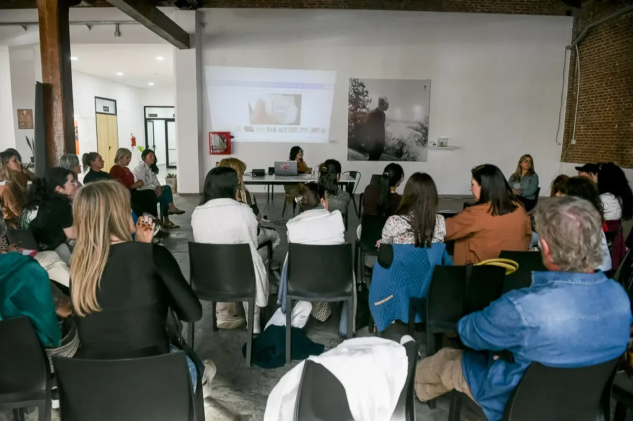 Paraná lanza ciclo de conversatorios para fortalecer los emprendimientos de la Feria Circular