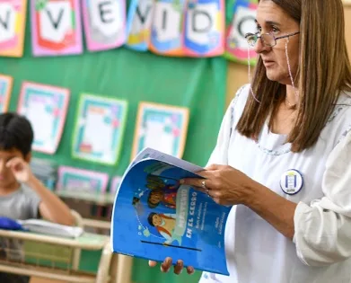 El CGE informó un 80% de presentismo docente durante la jornada de paro
