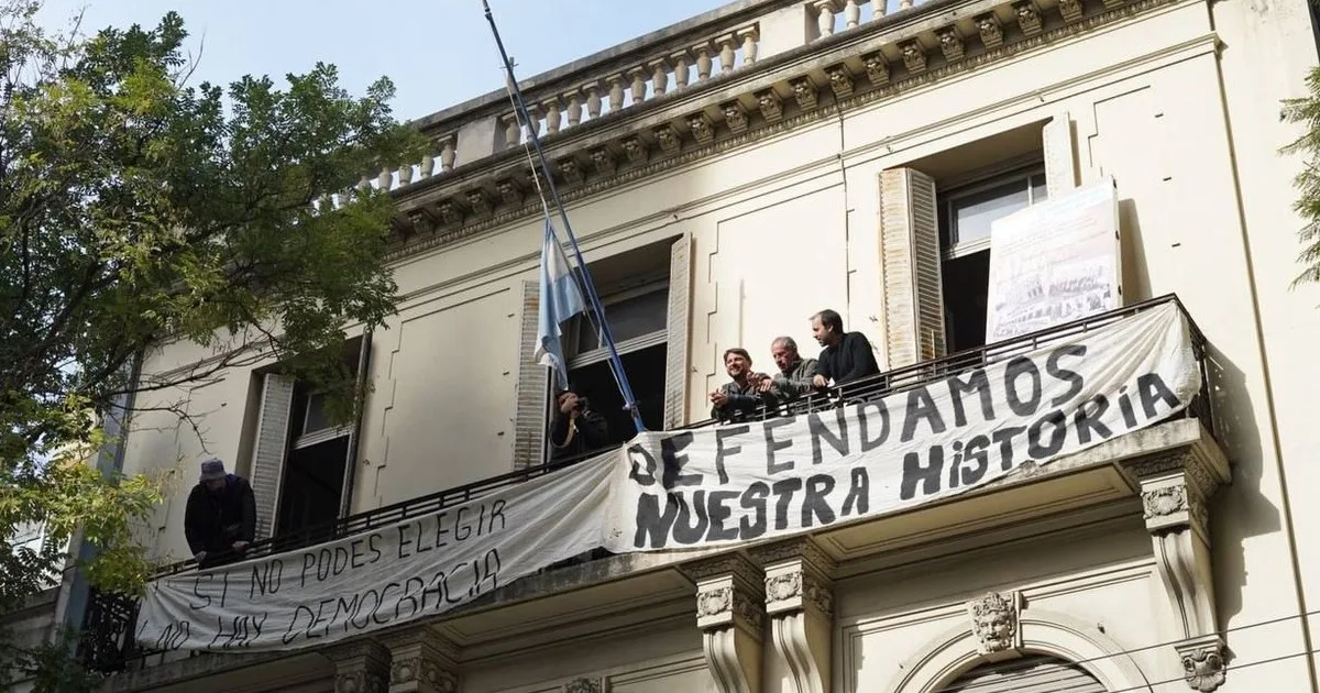 La Cámara Federal confirmó el procesamiento de Juan Grabois por la toma del Instituto Perón