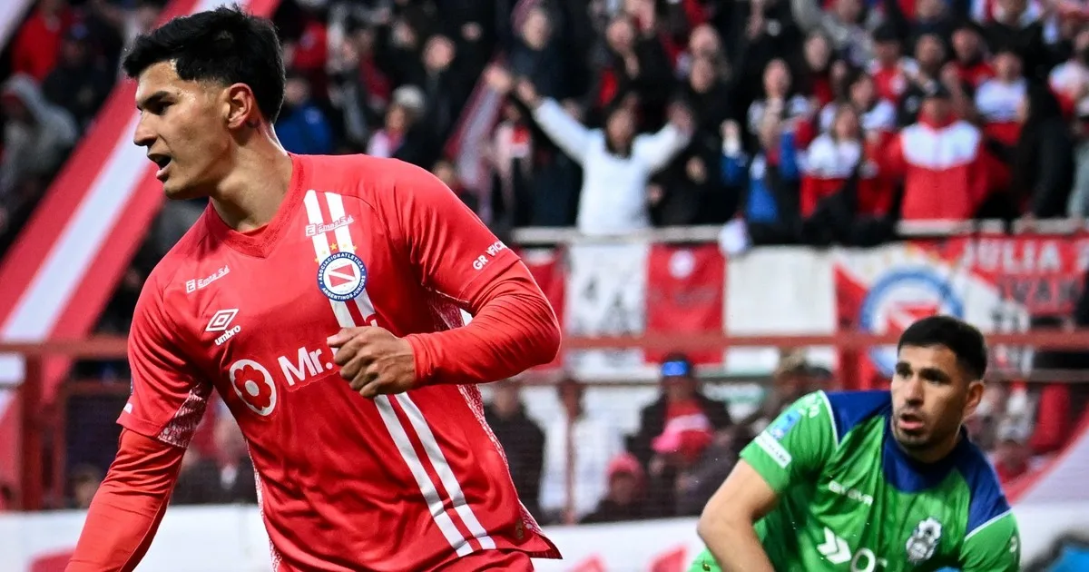 Torneo Clausura 2026: intensa lucha en la cima y resultados de la fecha 11
