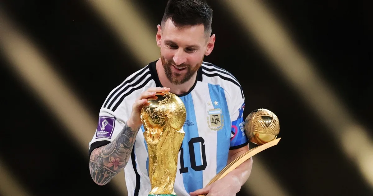 La FIFA homenajeó a Lionel Messi en la previa de su último partido con la Selección