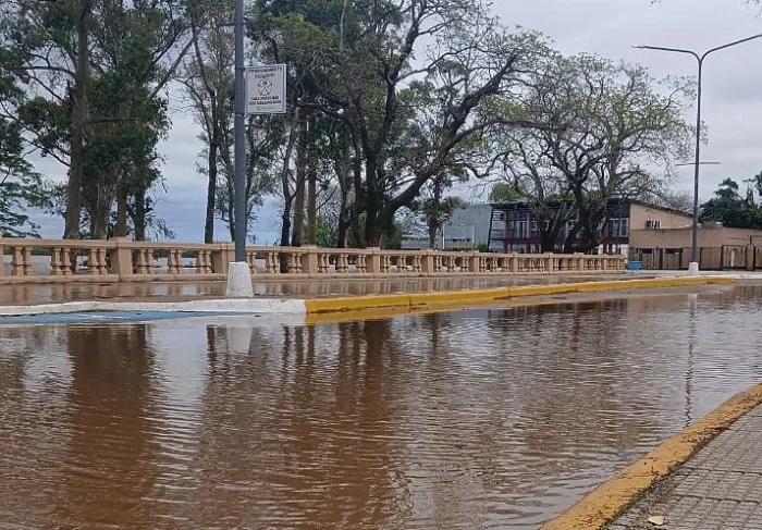 Siete familias fueron evacuadas en Concordia por la creciente del río Uruguay