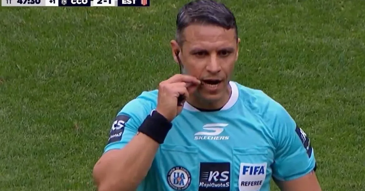 Polémica actuación arbitral de Andrés Gariano en el duelo entre Central Córdoba y Estudiantes