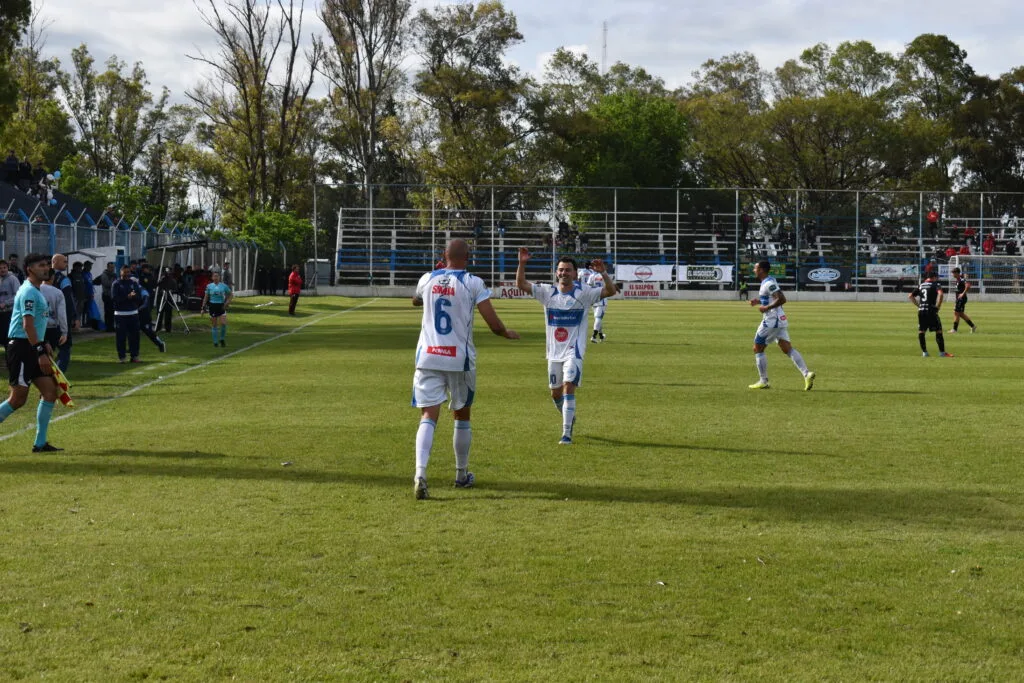 Gimnasia goleó a 9 de Julio en el inicio de la Reválida