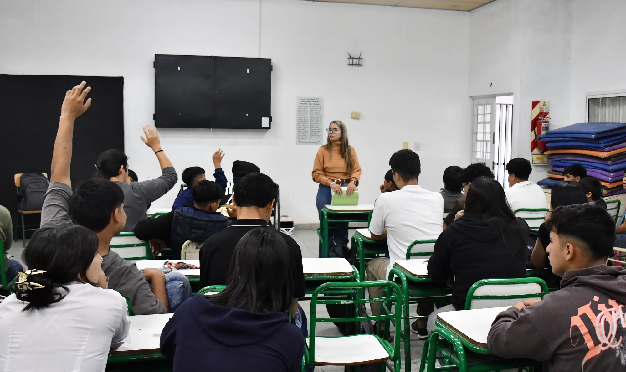 Concordia implementa talleres de prevención en escuelas sobre bullying y consumos