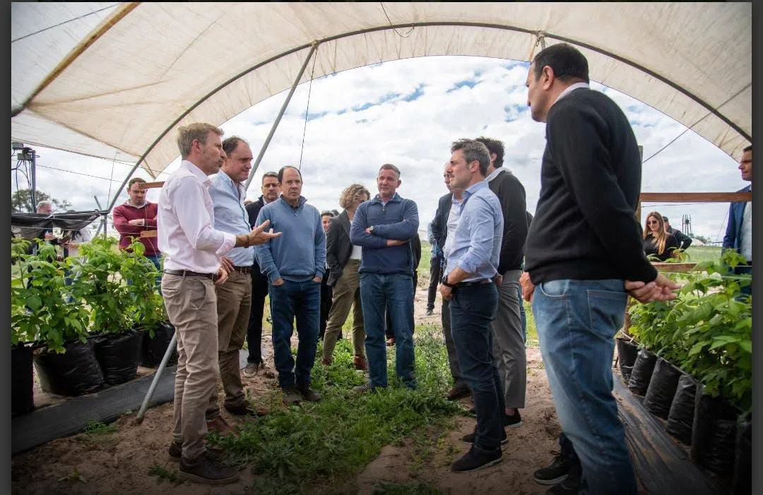 Frigerio recorrió una empresa exportadora en Colonia Ayuí para evaluar inversiones