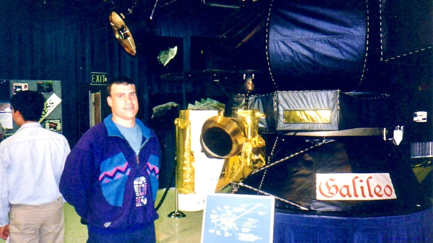 Un geólogo argentino integra la misión de la NASA que explorará la luna Europa