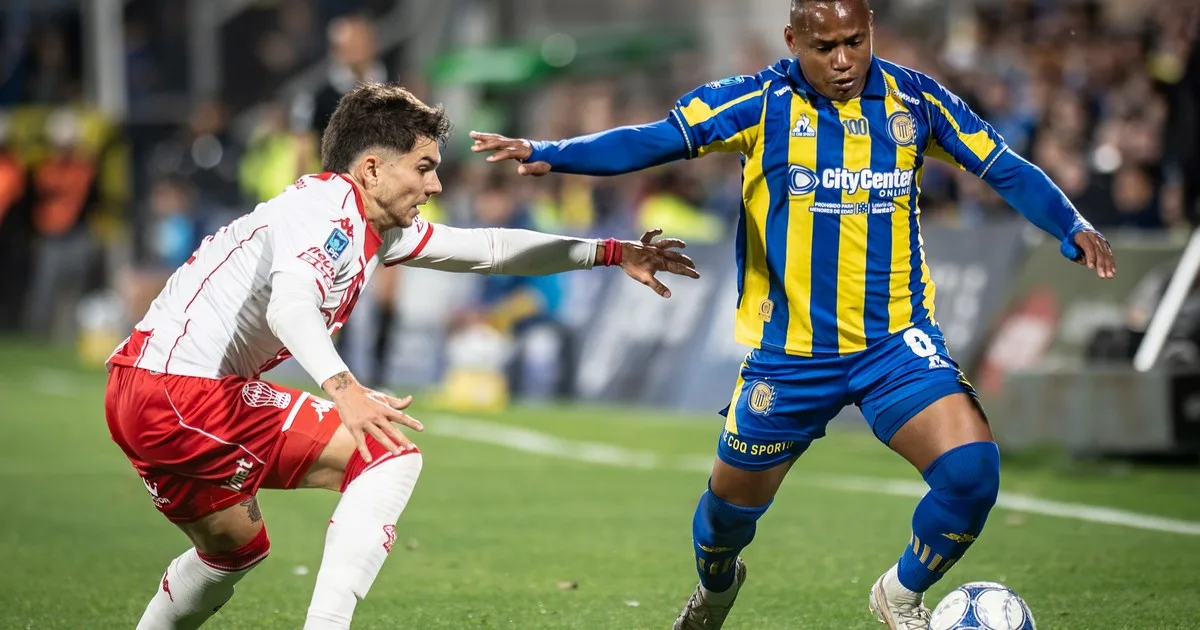 Rosario Central lidera la tabla anual tras vencer a Huracán