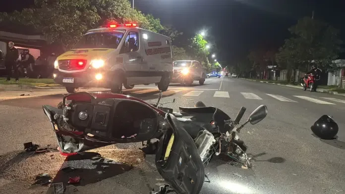Dos motociclistas resultaron heridos tras un choque en Paraná