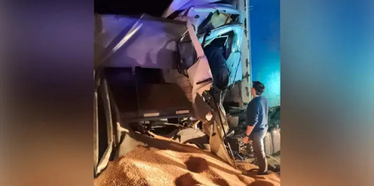 Otro grave accidente en ruta 12: Un camionero quedó atrapado