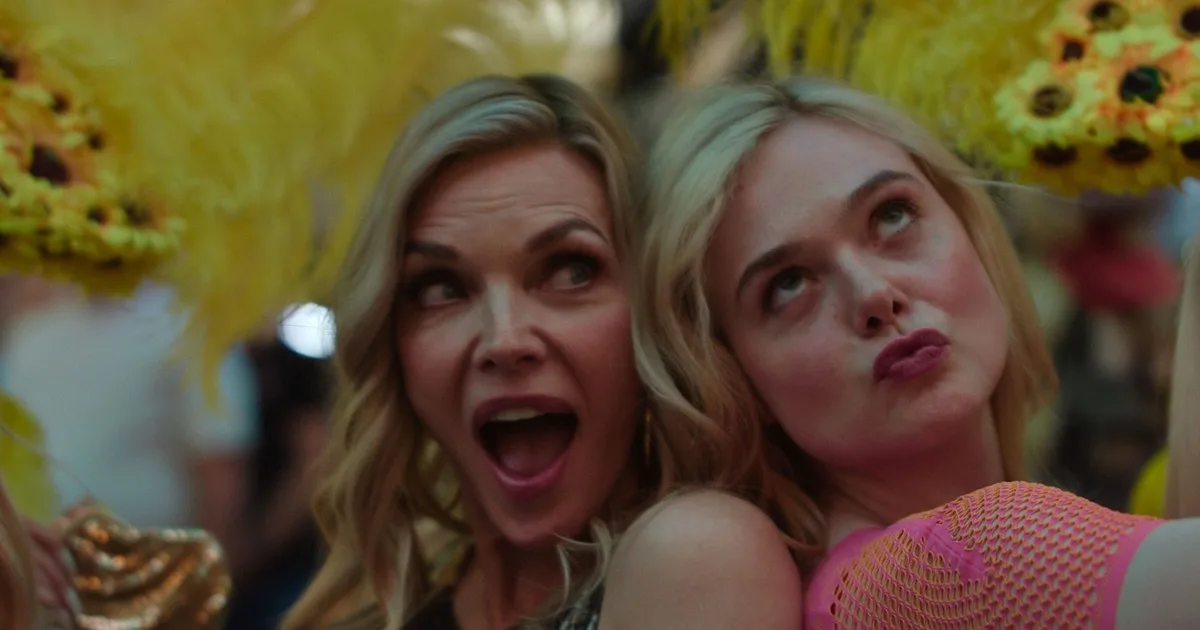 "Margo tiene problemas de dinero": un manual de supervivencia kitsch en la era digital, con Michelle Pfeiffer y Nicole Kidman