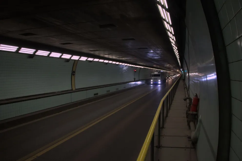 El Túnel Subfluvial refuerza los controles al transporte de cargas