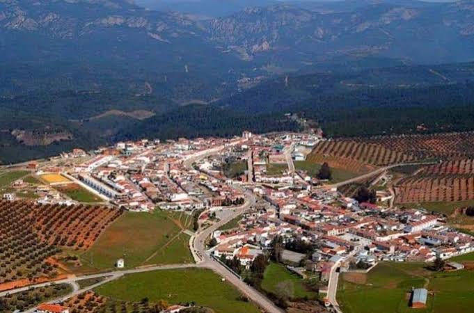 Santa Elena recibe el III Torneo Internacional de Fútbol +50 con la visita de equipos de la región y la Isla de Pascua